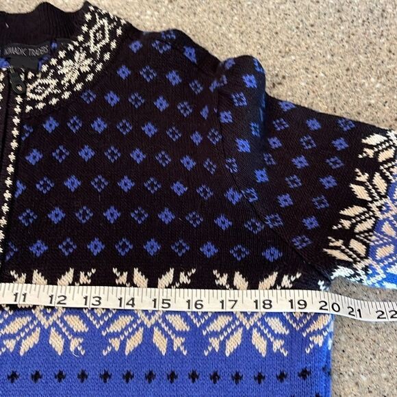 NOMADIC TRADERS Fair Isle Snowflake Zip Up Cardigan - Picture 9 of 9